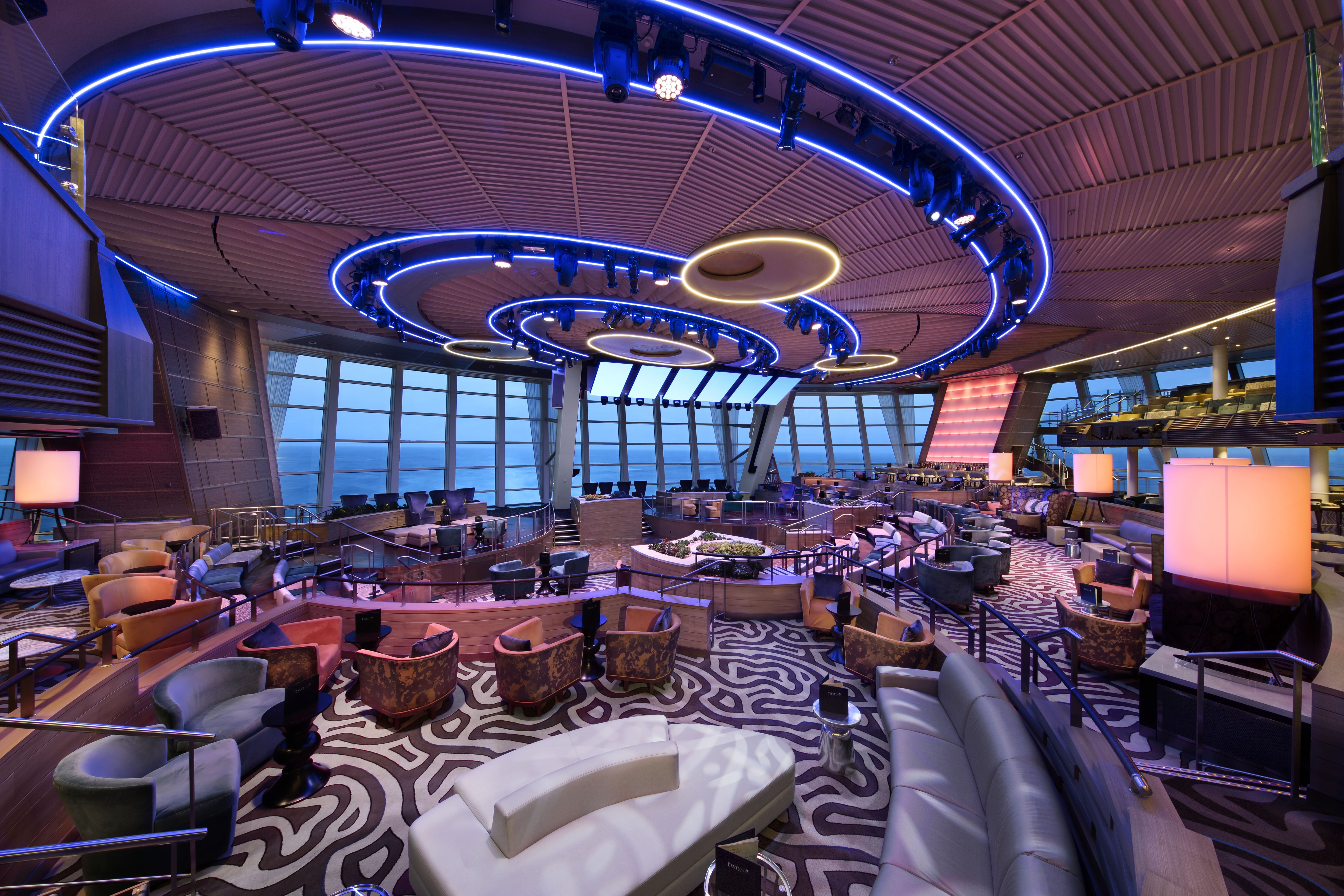 Two 70 Lounge